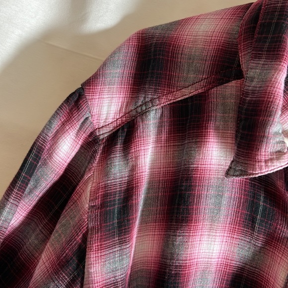 Converse womens flannel top . - Picture 5 of 12